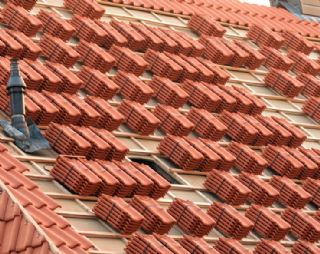 Bursa Çatıcı Çatı Kurulumu Montaj Tamir İzolasyon Çatıcı Ustası